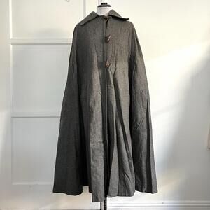 Vintage BOGNER Grey Wool Toggle Cape Cloak Coat Luxury Athluxury Made in Germany
